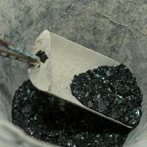 Что сжечь в печке, чтобы прочистить дымоход: 4 народных способа