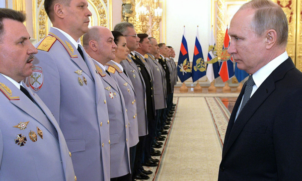 Новогодние отставки: Путин уволил семь высокопоставленных силовиков